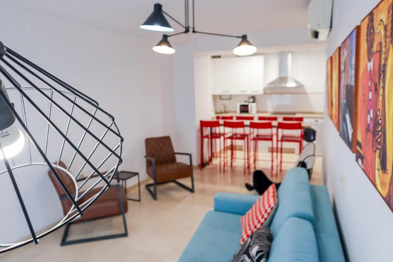 Urban Colours Sauceda VII Apartment Sevilla Bagian luar foto