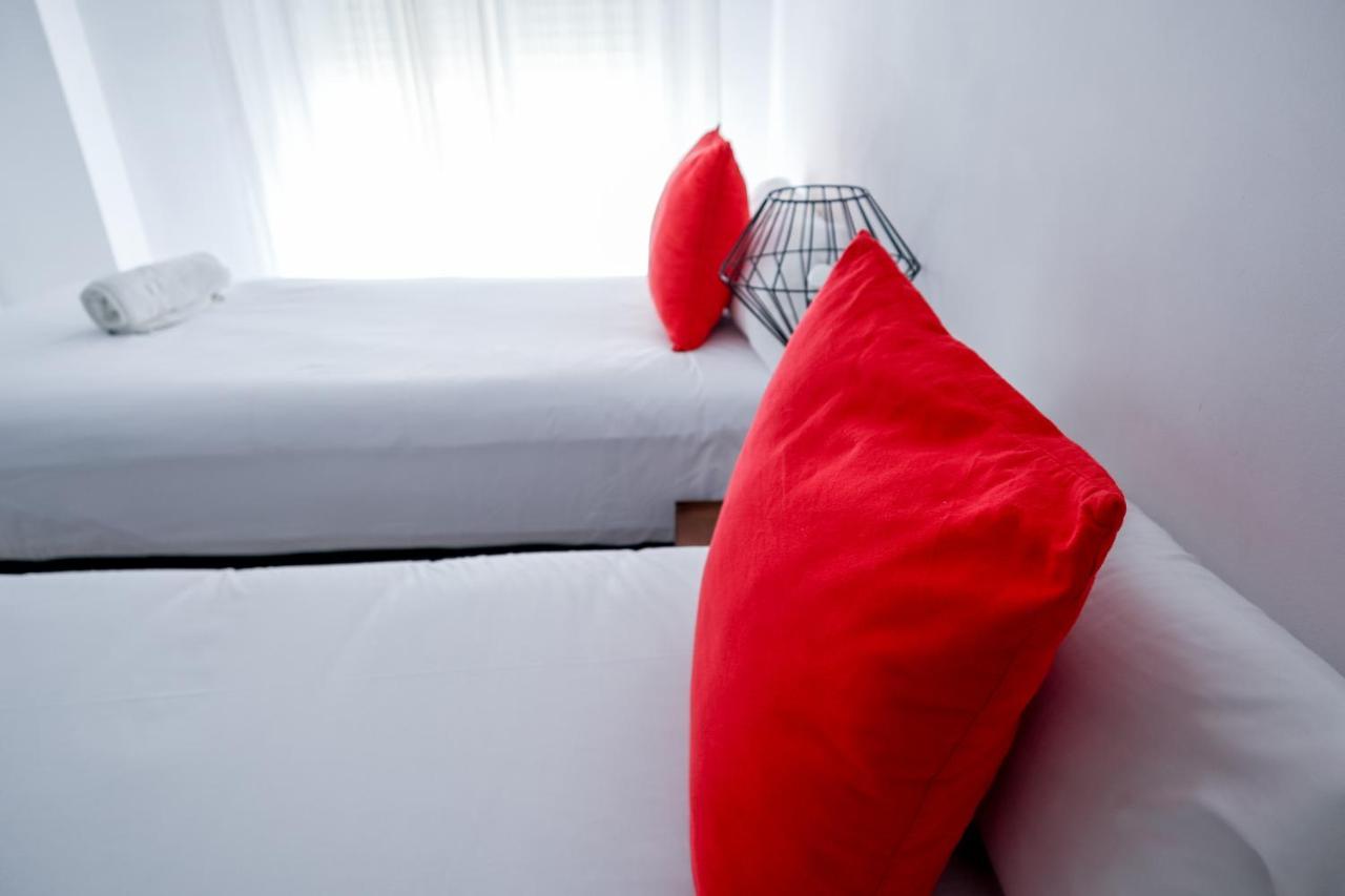 Urban Colours Sauceda VII Apartment Sevilla Bagian luar foto
